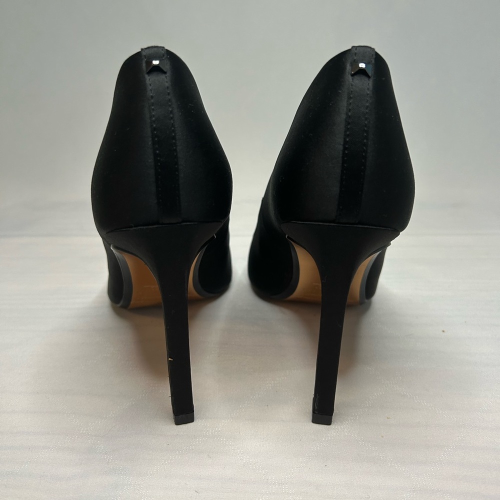 TED BAKER- Brayden Brooch Detail Courts Heels (NWOT) US Size 5.5 EU Size 35 - Picture 5 of 11
